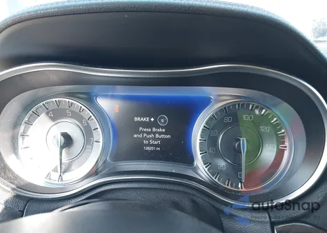 2019 Chrysler 300 Limited z USA, uszkodzony, nr VIN 2C3CCAEG9KH631199